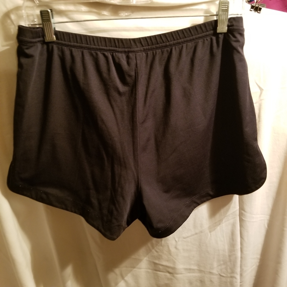 Tail Tech Performance Size Medium Shorts - image 4